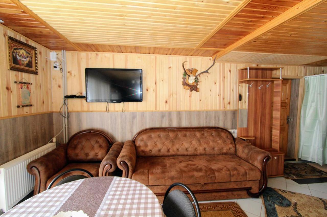 Котедж "Карпатський Краєвид" Iaremcea Exterior foto