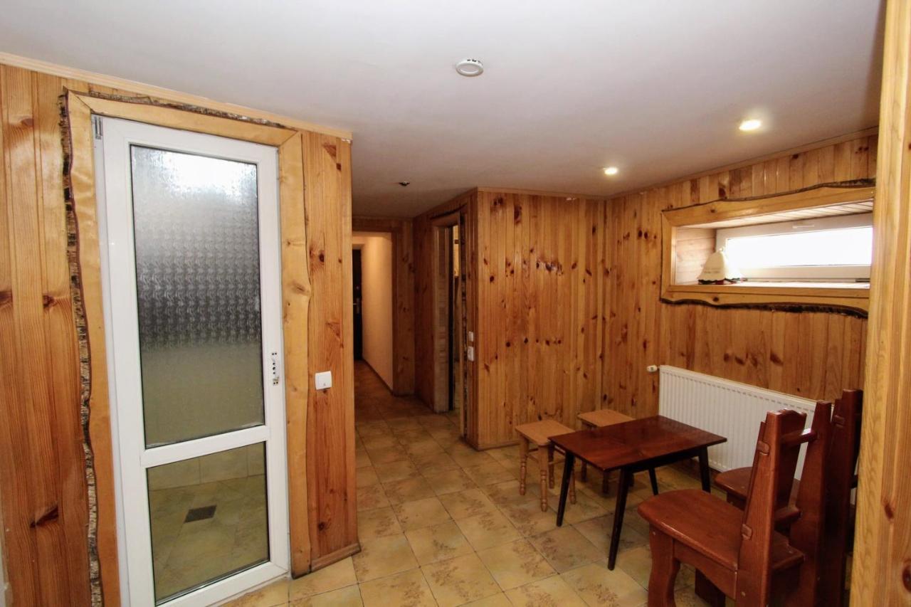 Котедж "Карпатський Краєвид" Iaremcea Exterior foto